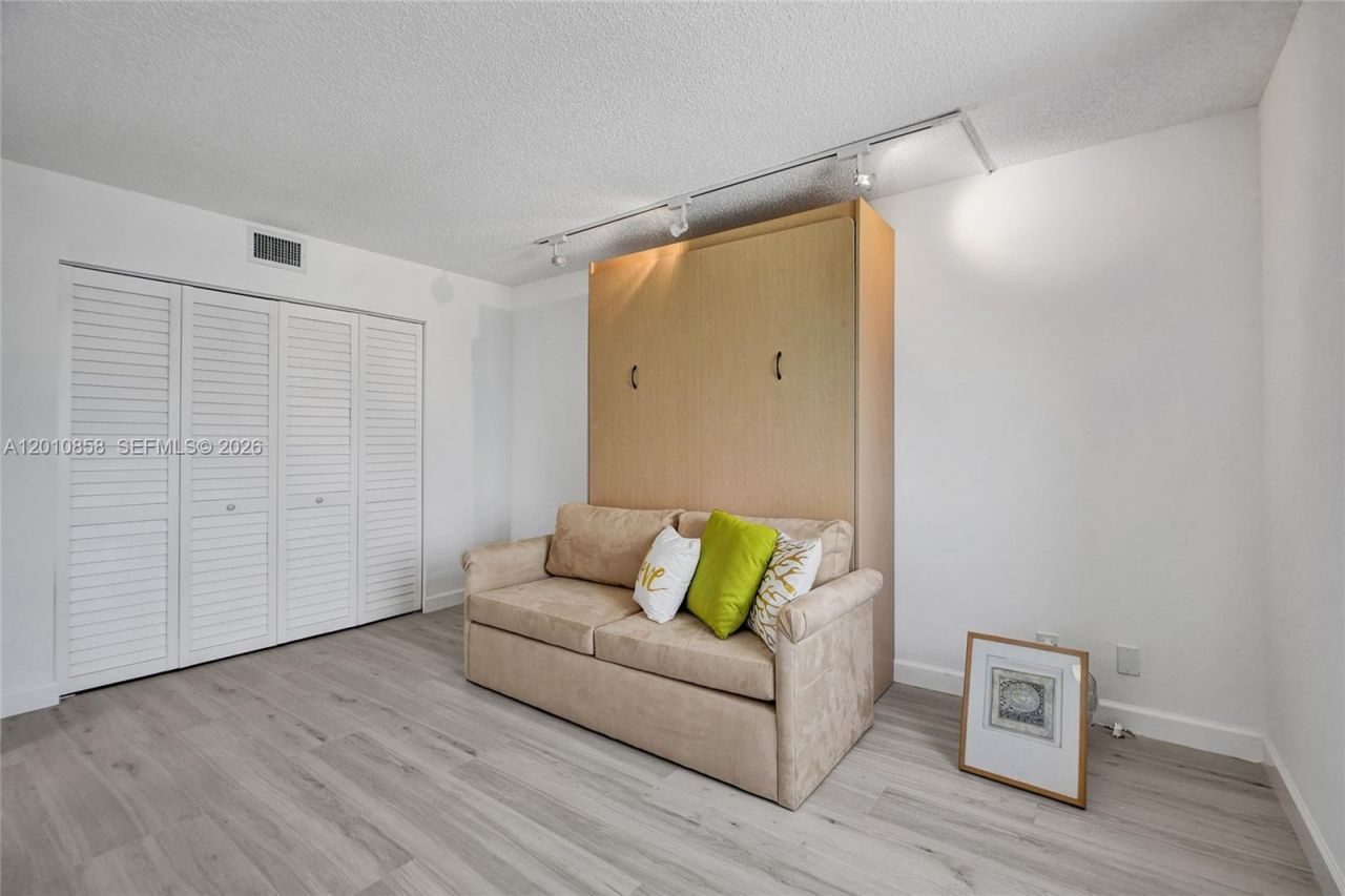 2301 S Ocean Dr , Unit 2603, Hollywood, FL 33019 Photo