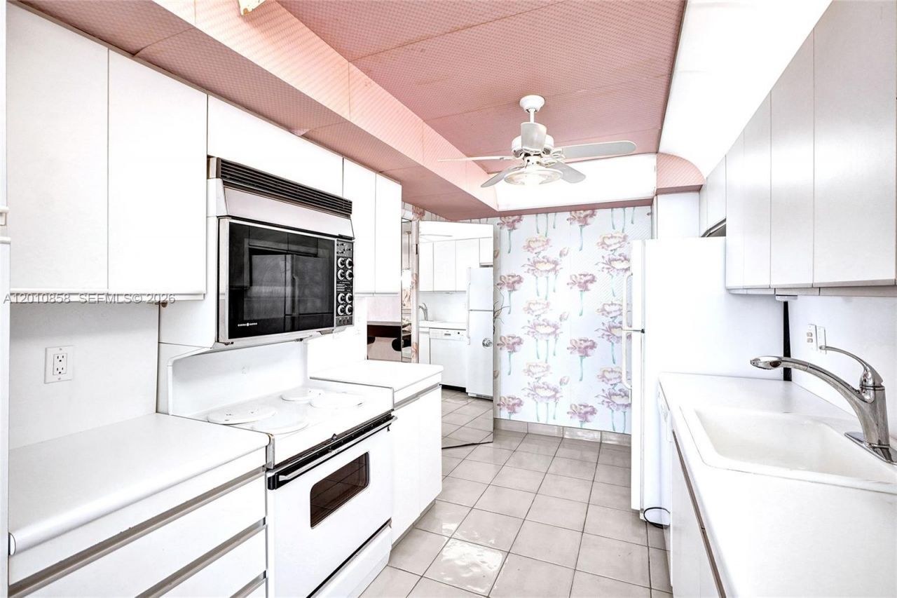 2301 S Ocean Dr , Unit 2603, Hollywood, FL 33019 Photo