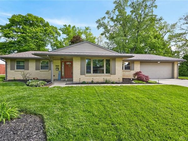 2749 Hemphill Road, Kettering, OH 45440