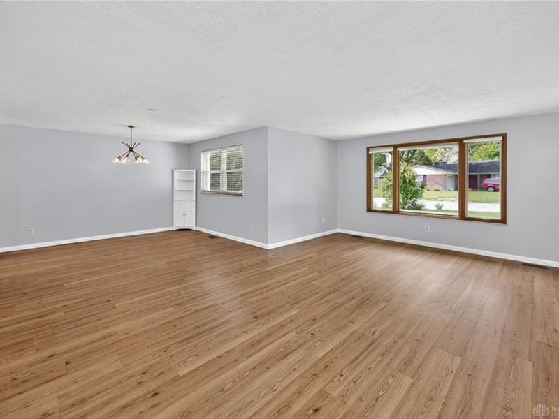 2749 Hemphill Road, Kettering, OH 45440 Photo 8