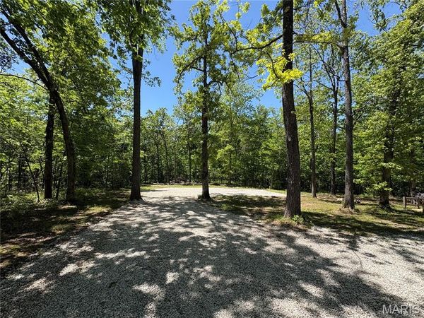 76 Lakewood Trail , Perryville, MO 63775