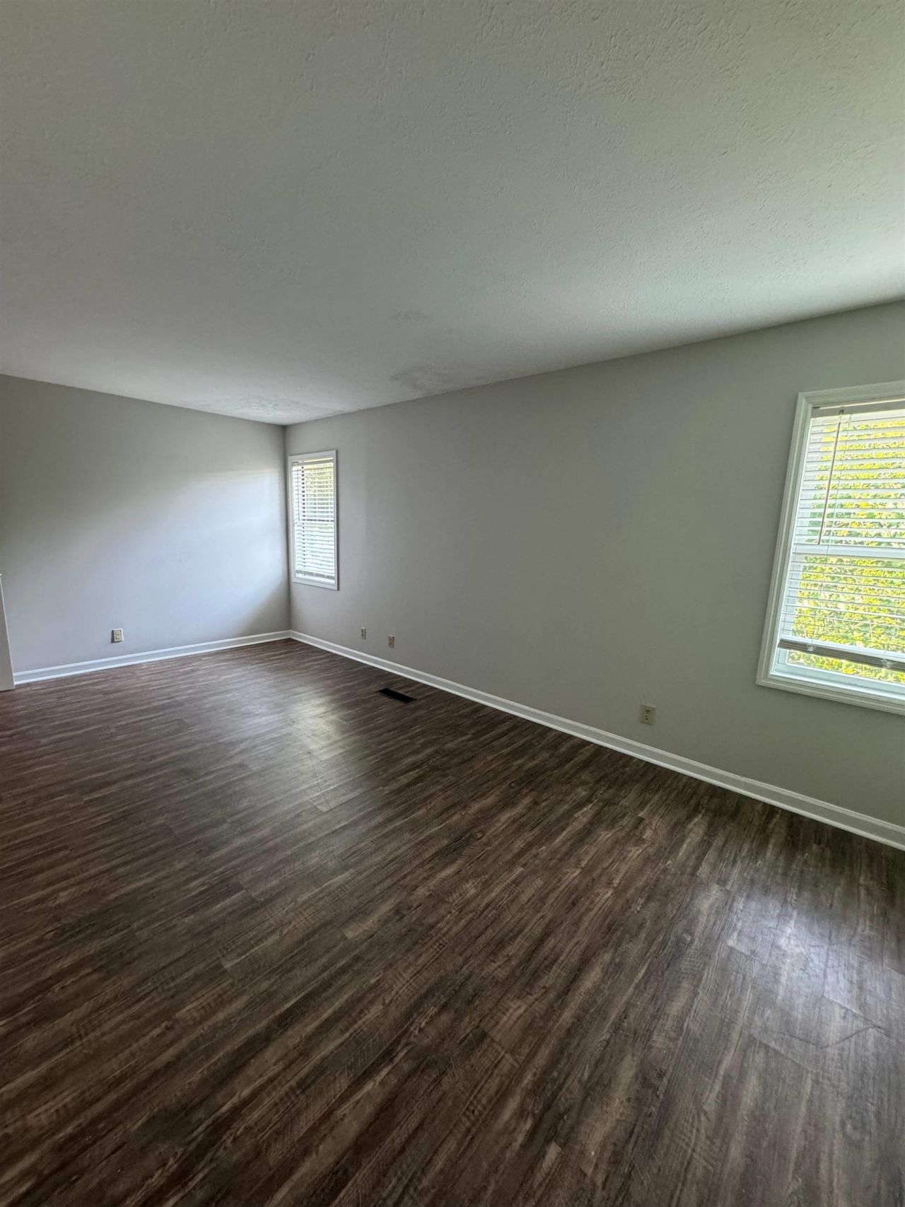 209 Cedar St.  Photo 12