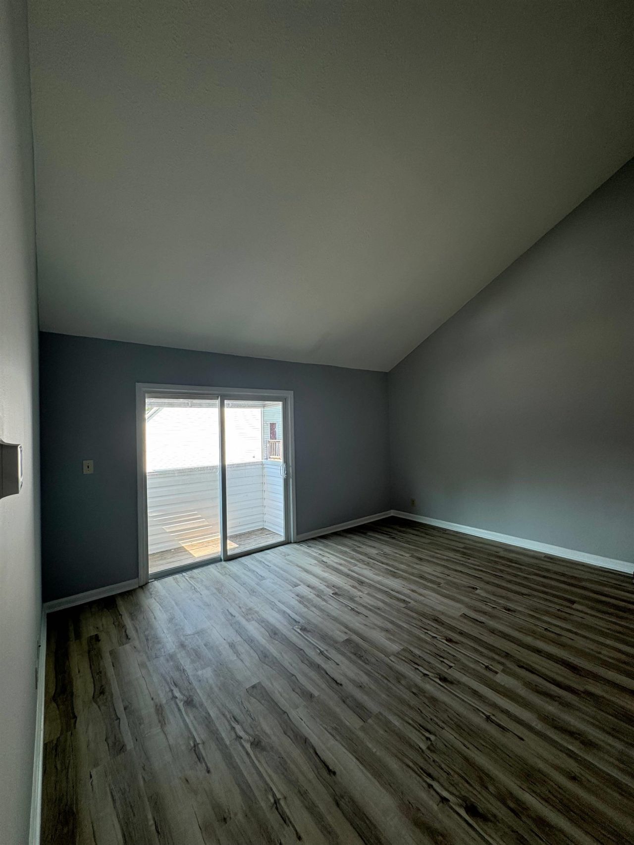 209 Cedar St.  Photo 14