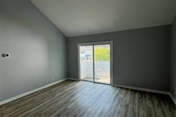 209 Cedar St.  photo 4