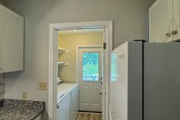 209 Cedar St.  photo 4