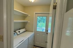 209 Cedar St.  photo 4