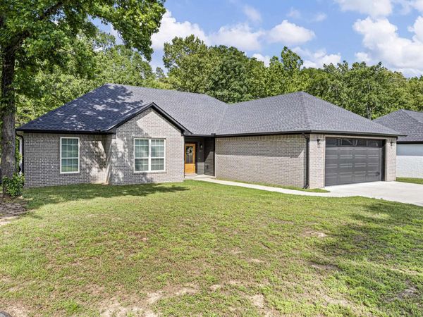 157 Rachel Circle, Russellville, AR 72808