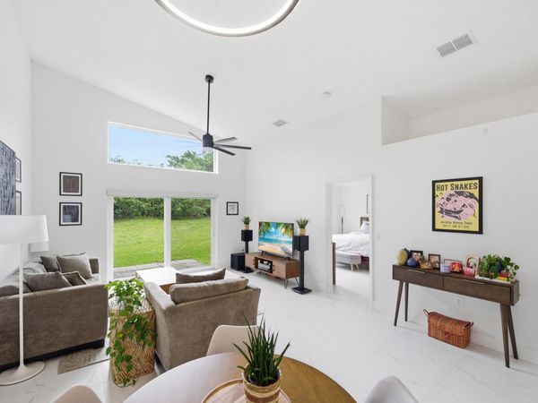 6581 Marissa Circle, Lake Worth, FL 33467