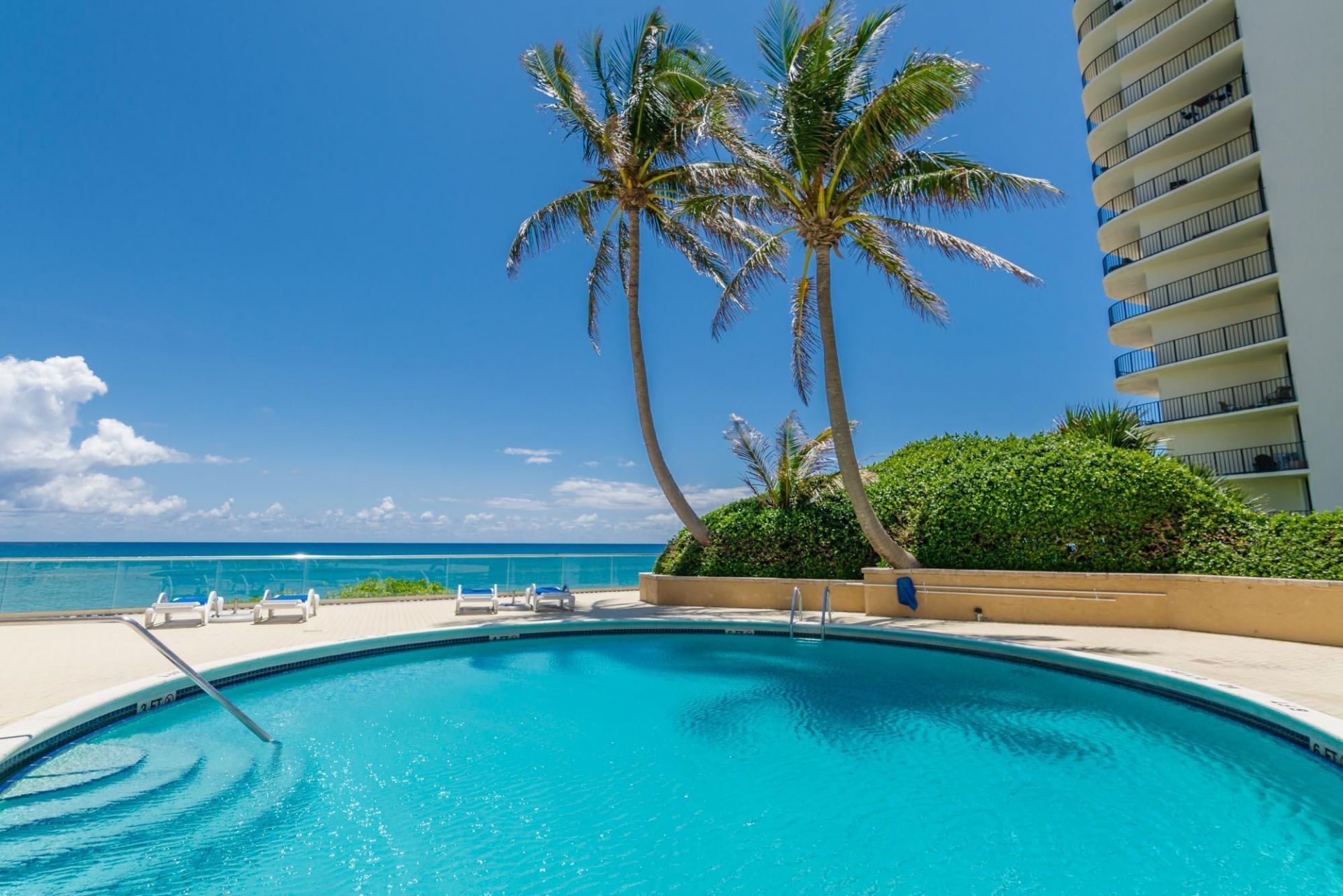 5440 N Ocean Drive, Unit 804, Singer Island, FL 33404 Photo