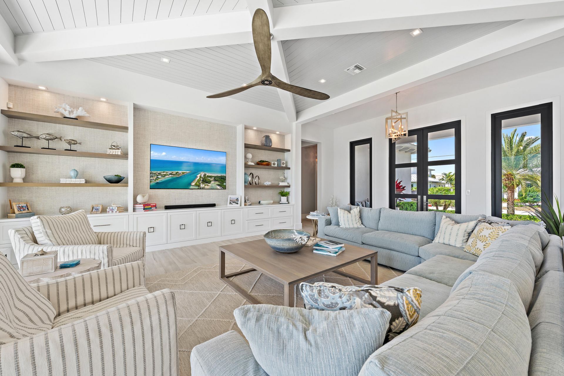11730 Lake Shore Place, North Palm Beach, FL 33408 Photo