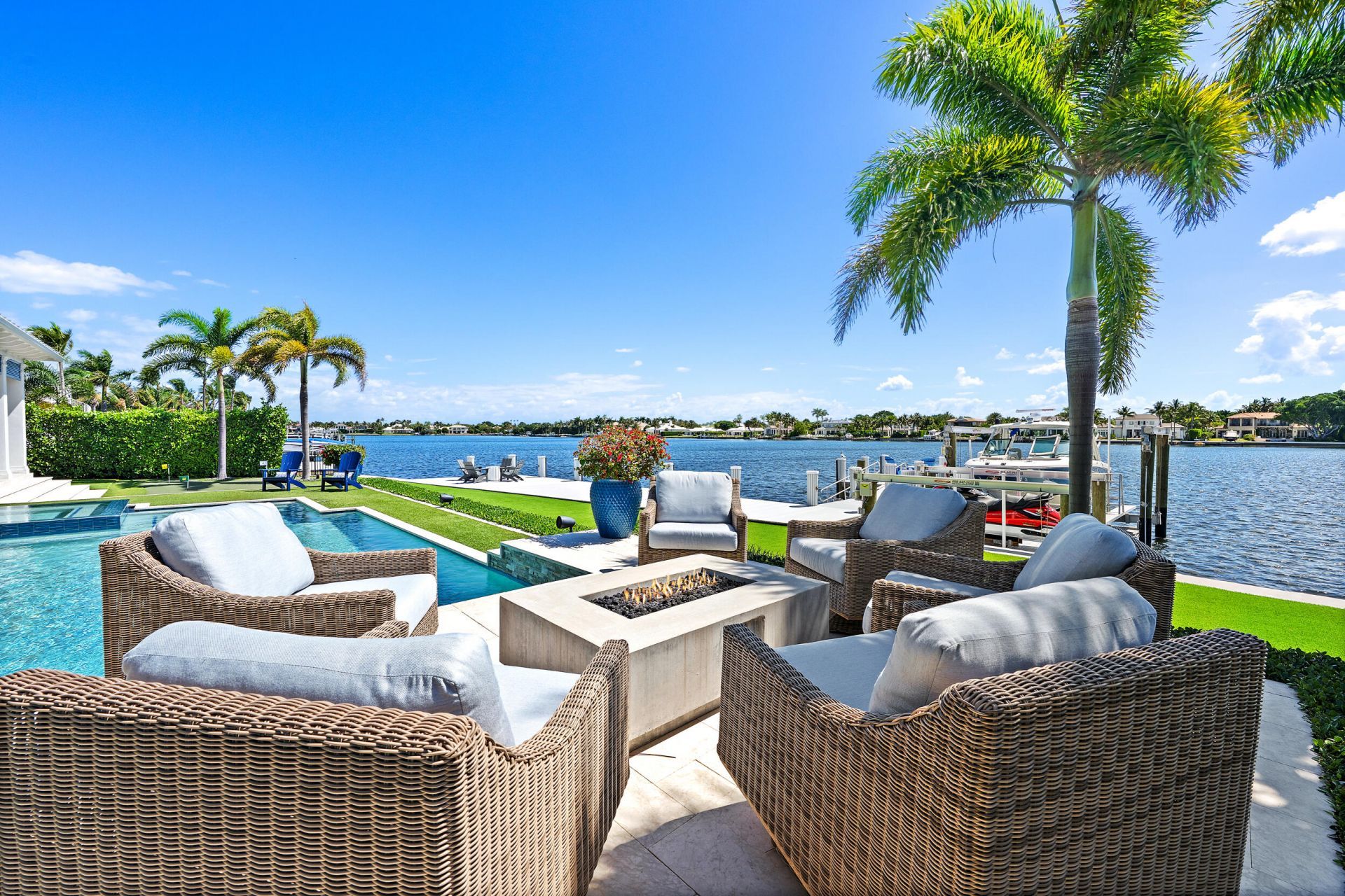 11730 Lake Shore Place, North Palm Beach, FL 33408 Photo