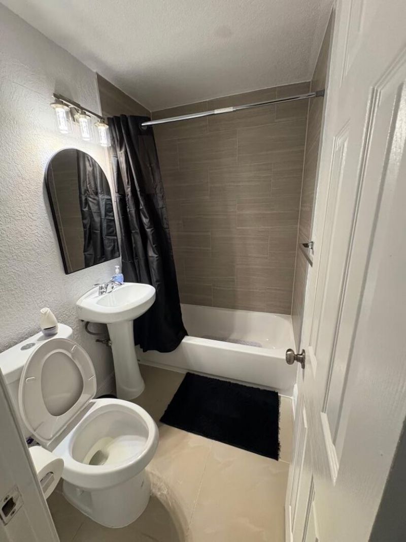 1558 NW 5th Avenue, Pompano Beach, FL 33060 Photo