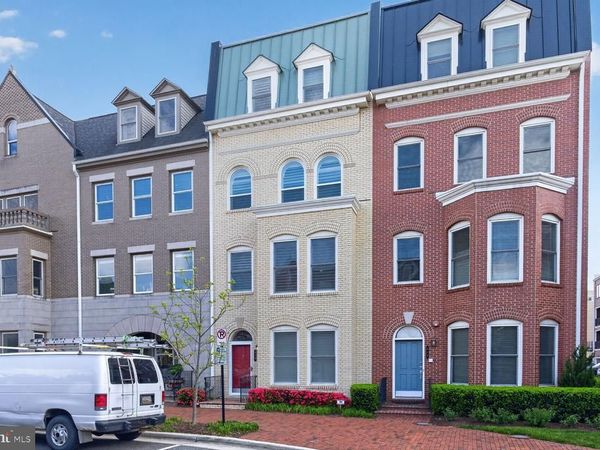 619 E CUSTIS AVENUE, ALEXANDRIA, VA 22301