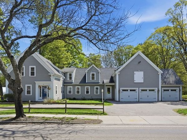 55 Concord St, Holliston, MA 01746