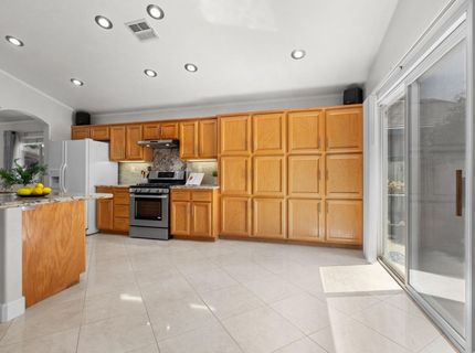 6616 Eskridge Way, Elk Grove, CA 95758 Photo