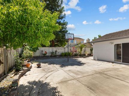6616 Eskridge Way, Elk Grove, CA 95758 Photo