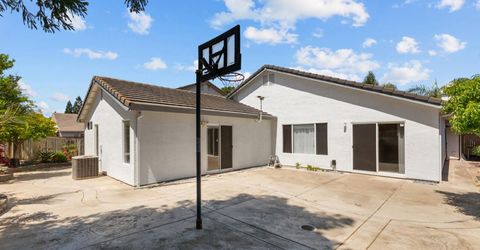 6616 Eskridge Way, Elk Grove, CA 95758 Photo