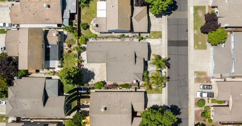 6616 Eskridge Way, Elk Grove, CA 95758 Photo