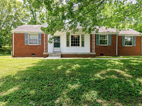 4824 Lynn Dr , Nashville, TN 37211