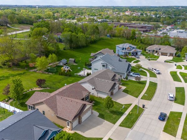 1402 S 7th Street, Adel, IA 50003
