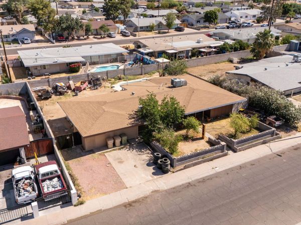 6218 W MEDLOCK Drive, Glendale, AZ 85301