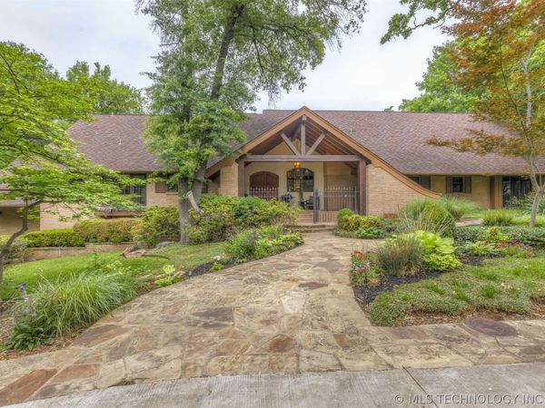 2707 E 67th Place , Tulsa, OK 74136