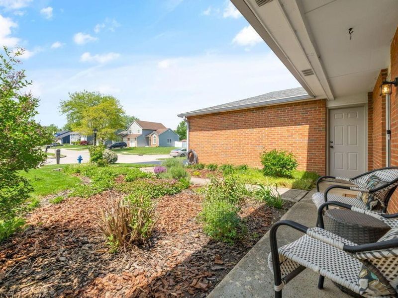 4858 Wallington Drive, Hilliard, OH 43026 Photo 3