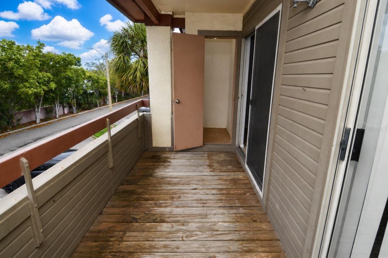 10265 Gandy Boulevard N, Unit 1804, Saint Petersburg, FL 33702 Photo