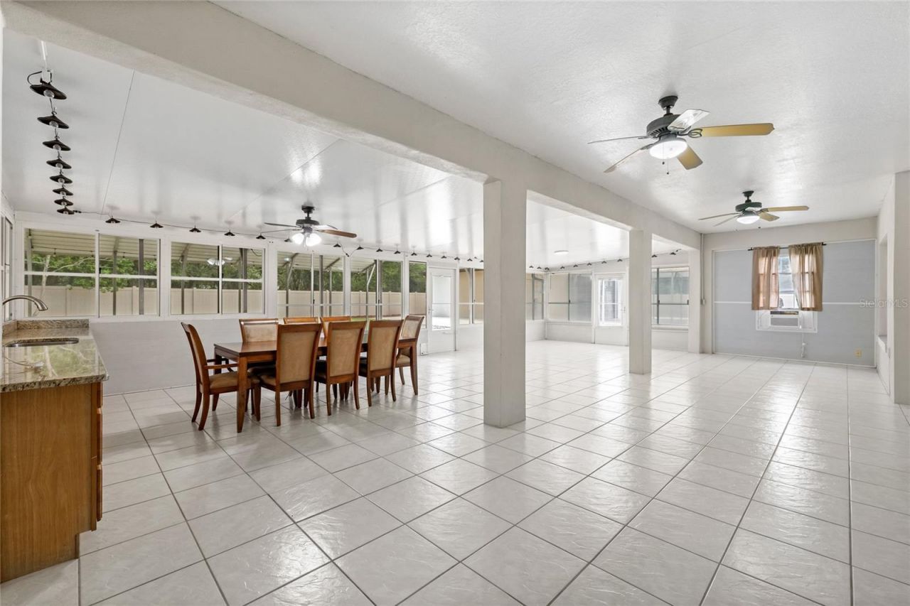 1557 Blackwood Avenue , Gotha, FL 34734 Photo