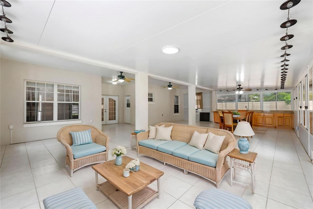 1557 Blackwood Avenue , Gotha, FL 34734 Photo