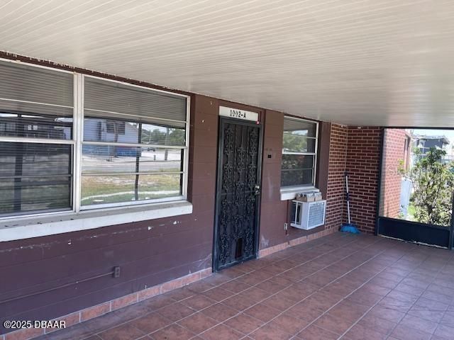 1520 N Nova & 10th Road , Daytona Beach, FL 32117 Photo