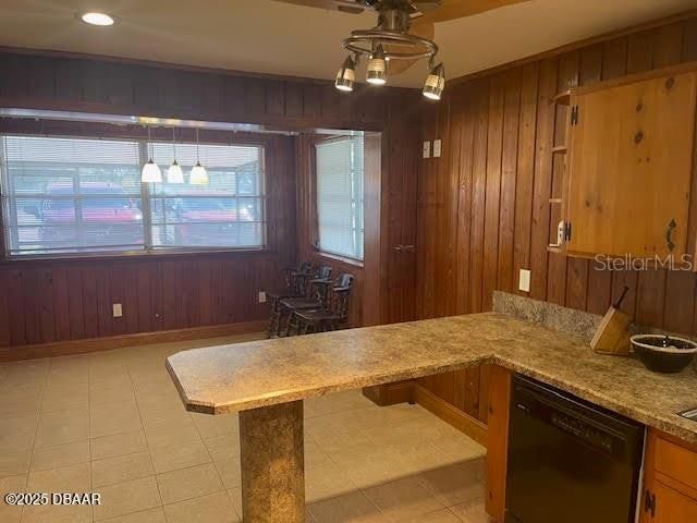 1520 N Nova & 10th Road , Daytona Beach, FL 32117 Photo