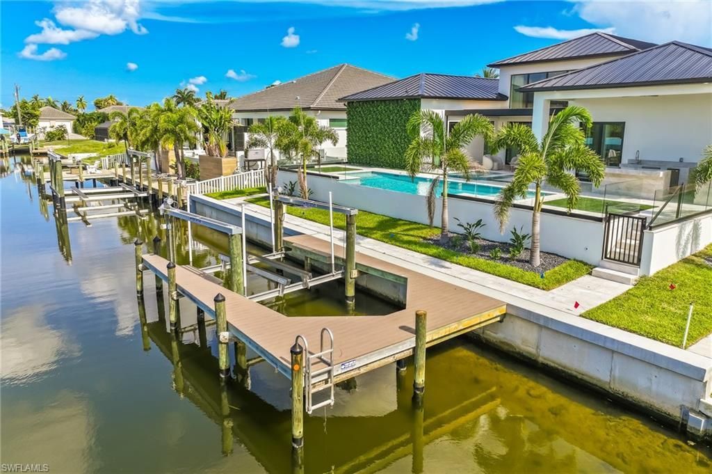 156 SW 52nd Ter, Cape Coral, FL 33914 Photo