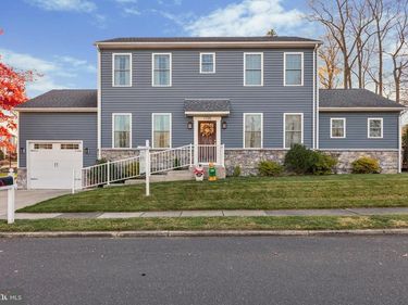 1735 RIDGEWAY AVENUE, WILLOW GROVE, PA 19090