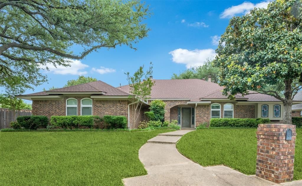 3814 Danbury Drive, Arlington, TX 76016 Main Photo