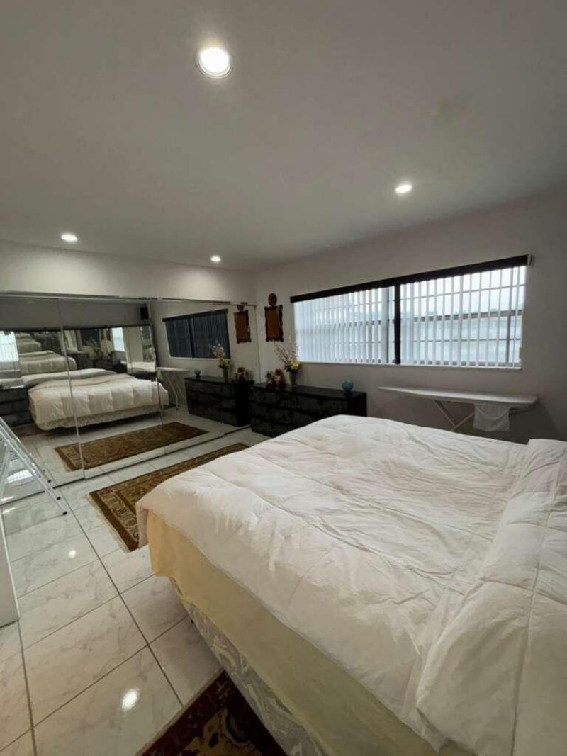 4706 NW 36th Street, Unit 605, Lauderdale Lakes, FL 33319 Photo