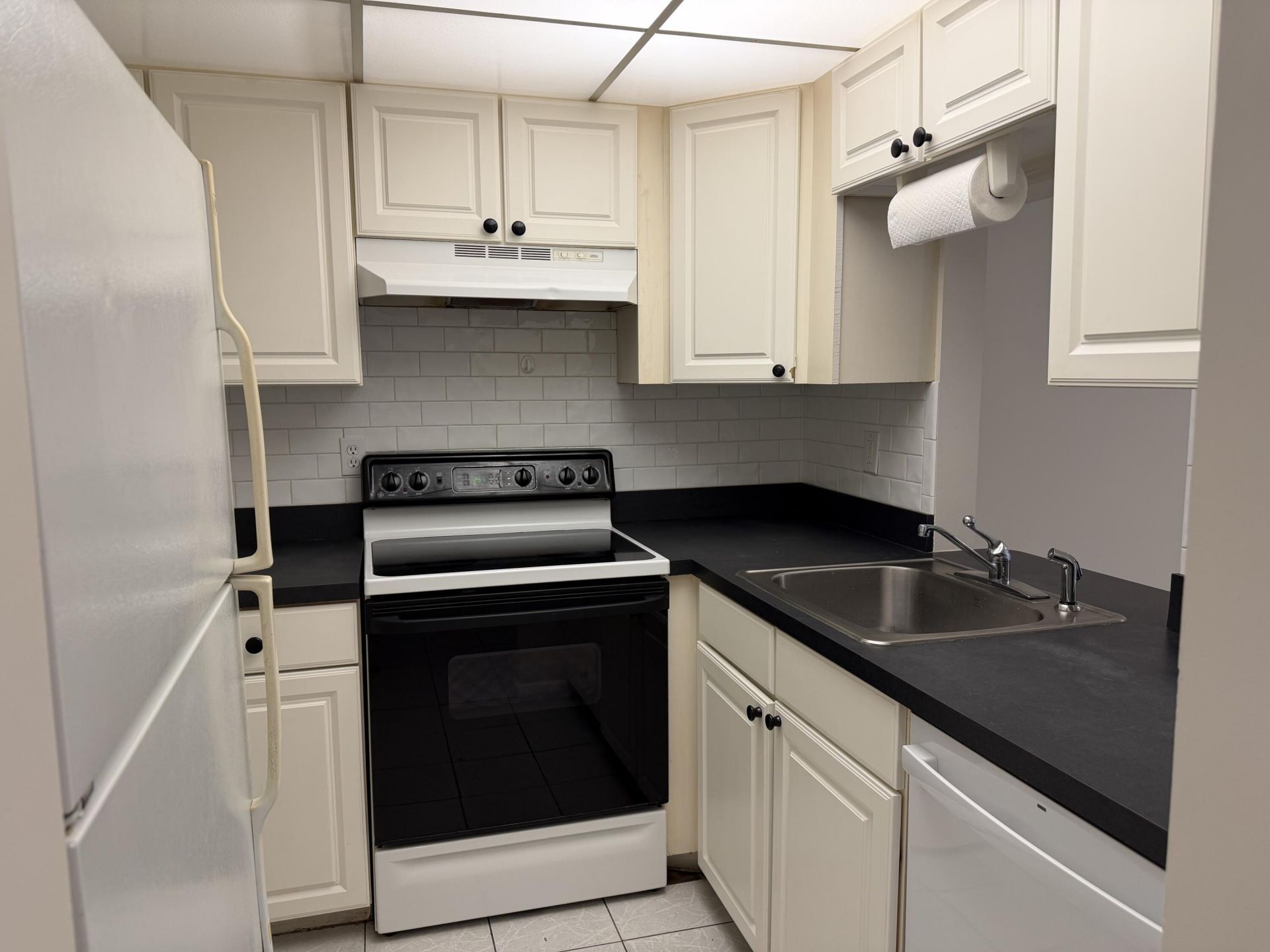 950 S Kanner Highway, Unit A25, Stuart, FL 34994 Photo
