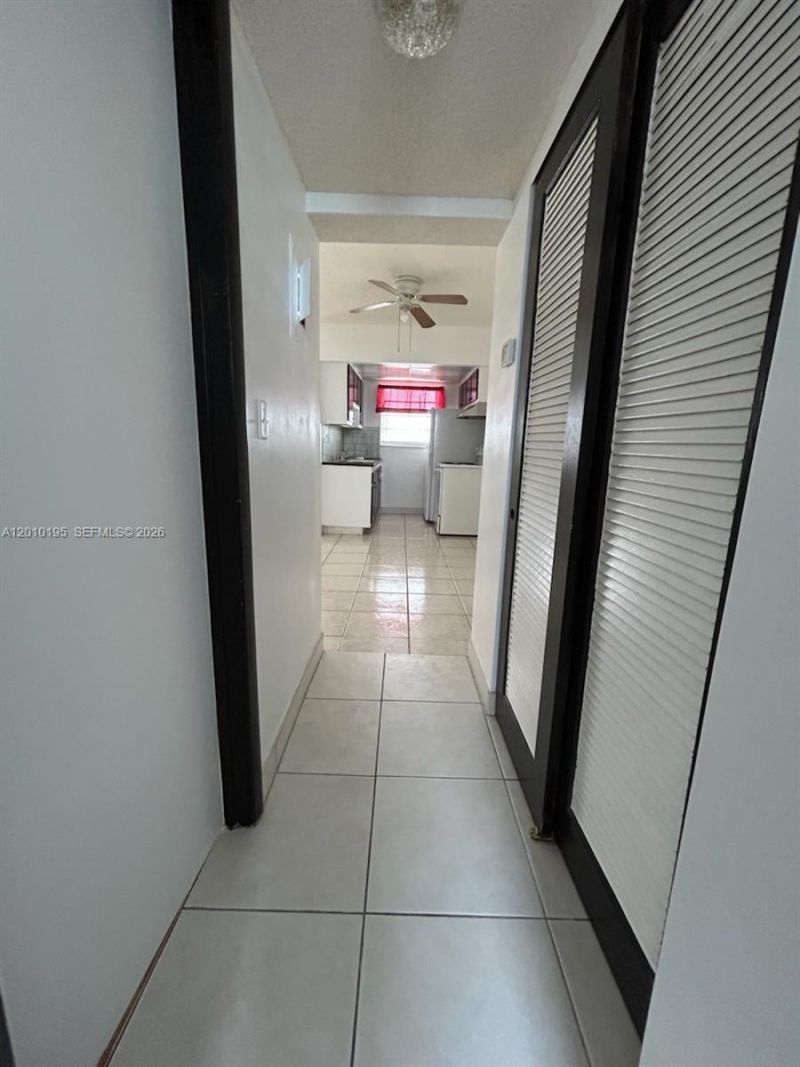2145 Pierce Street, Unit 417, Hollywood, FL 33020 Photo