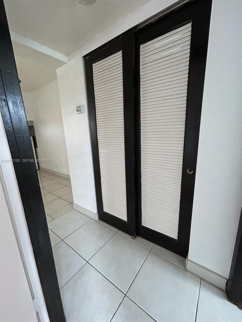2145 Pierce Street, Unit 417, Hollywood, FL 33020 Photo