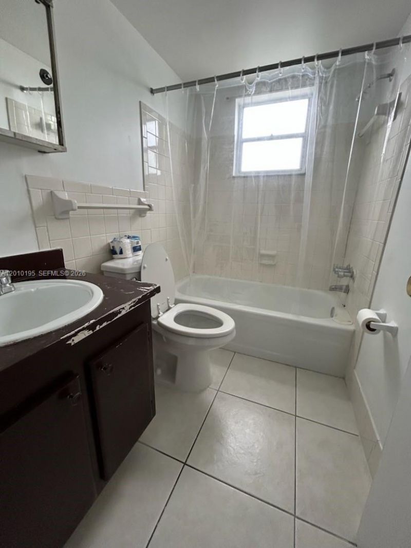 2145 Pierce Street, Unit 417, Hollywood, FL 33020 Photo