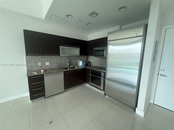 950 Brickell Bay Dr, Unit 4308, Miami, FL 33131