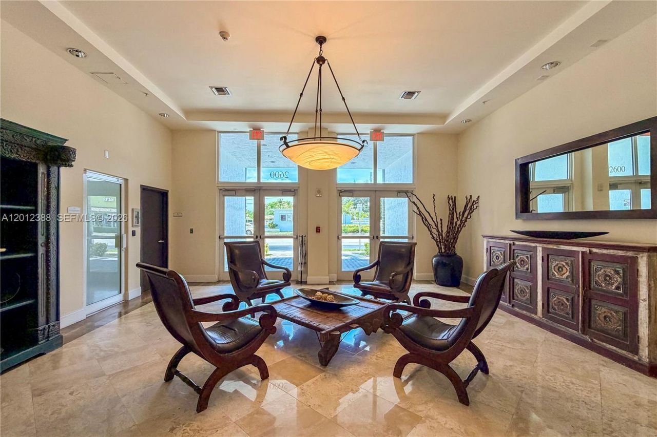 2600 SW 27th Ave , Unit 902, Miami, FL 33133 Photo