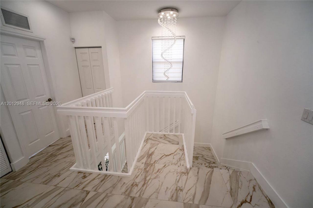 8821 W 34th Ct, Hialeah, FL 33018 Photo