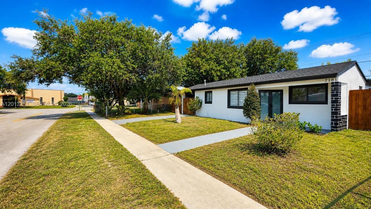7181 Raleigh St , Hollywood, FL 33024 Photo