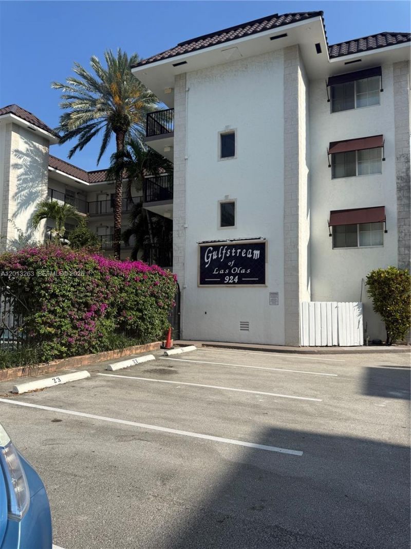 924 SE 2nd St, Unit 14, Fort Lauderdale, FL 33301 Photo