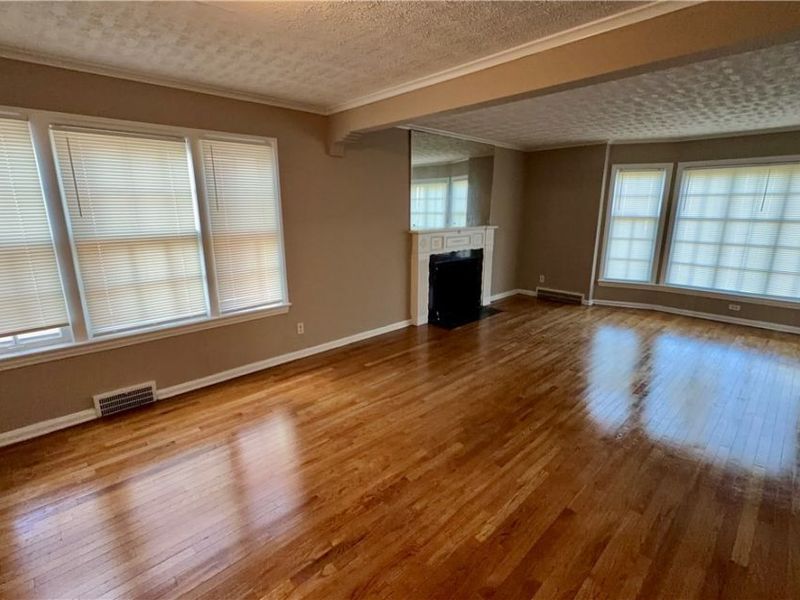 3638 Lindholm Road, Shaker Heights, OH 44120 Photo 5