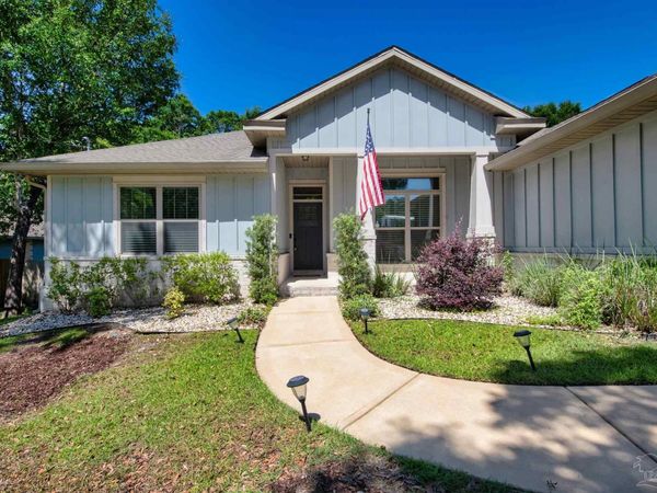 3083 5 Forks Rd, Navarre, FL 32566