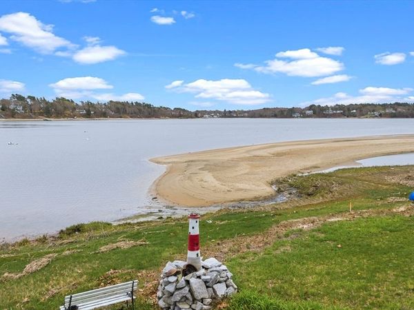 9F Hideaway Rd, Unit 11, Bourne, MA 02532