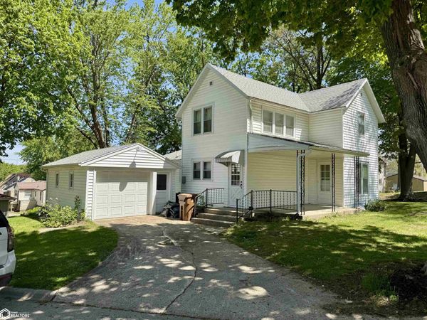 113 E Division Street, Audubon, IA 50025