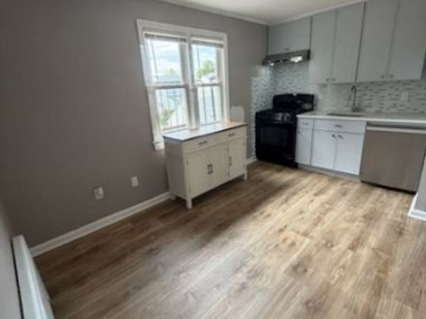 37 Center St, Belleville, NJ 07109